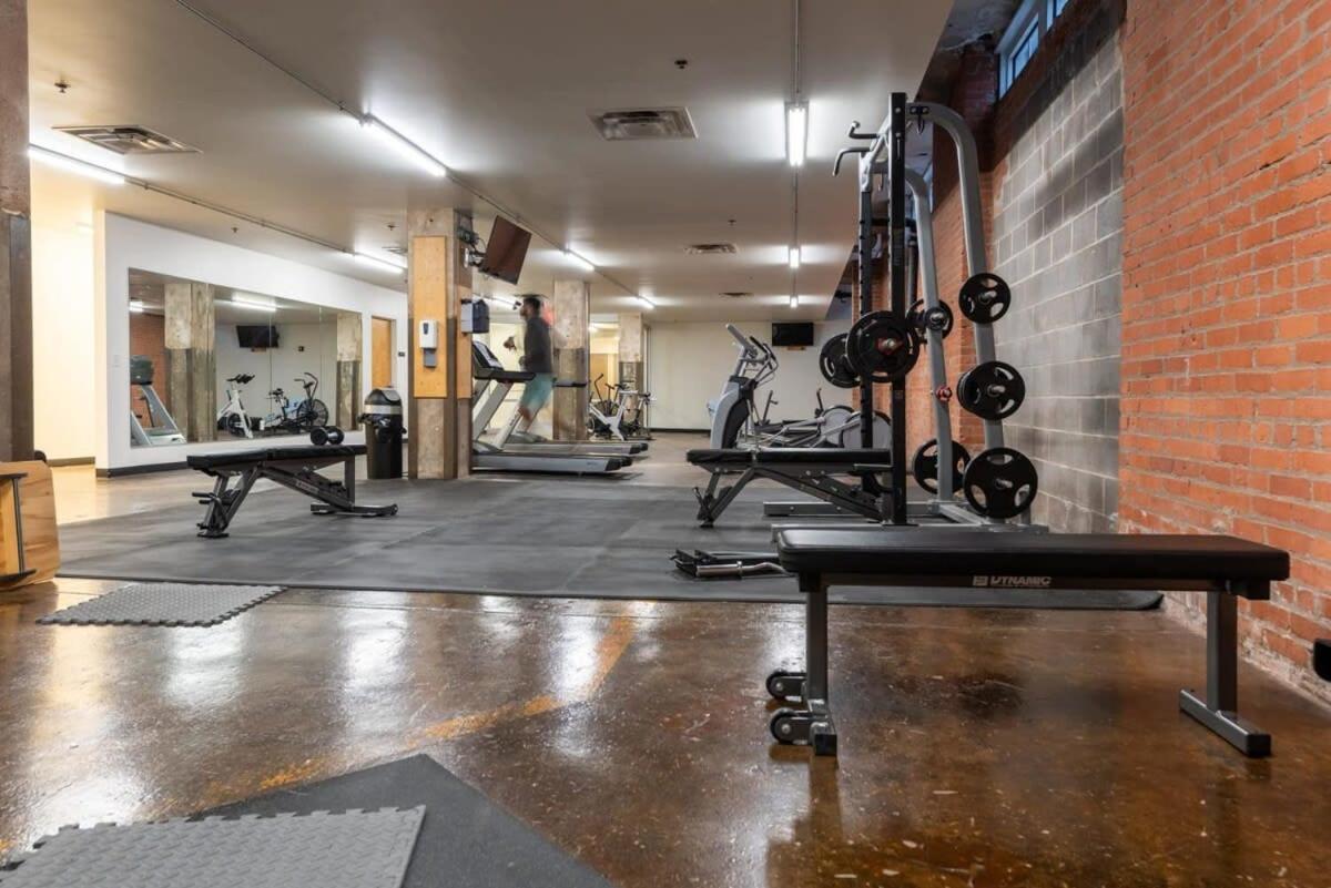 3Br Luxury Historic Loft With Gym By Envitae Kansas City Bagian luar foto