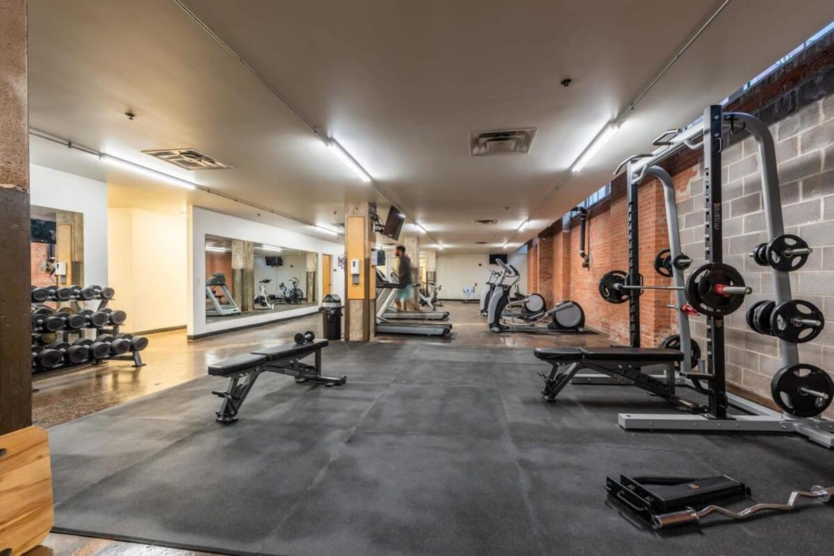 3Br Luxury Historic Loft With Gym By Envitae Kansas City Bagian luar foto